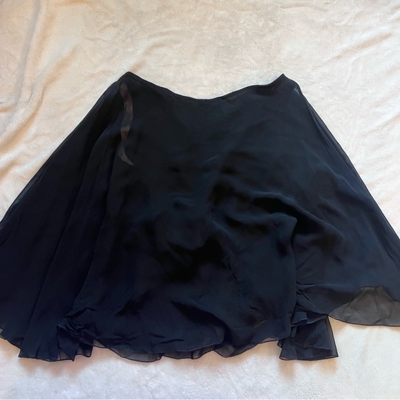 R.E.D. VALENTINO Black Chiffon Top - Picture 6 of 11
